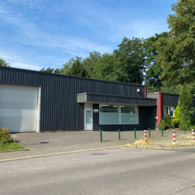 Lagerhalle und Büro Immobilie